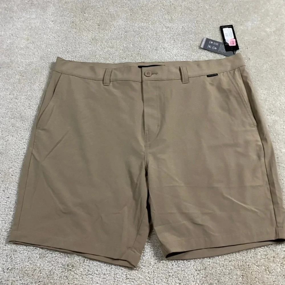 TravisMathew Shorts Mens 40 Golf Performance Eco Tech Chino Khaki Tan New